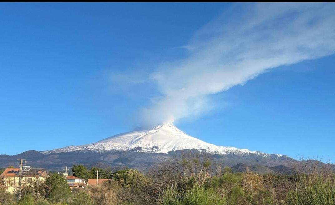 Casa Morgan Holidays In Sicily Catania Bagian luar foto